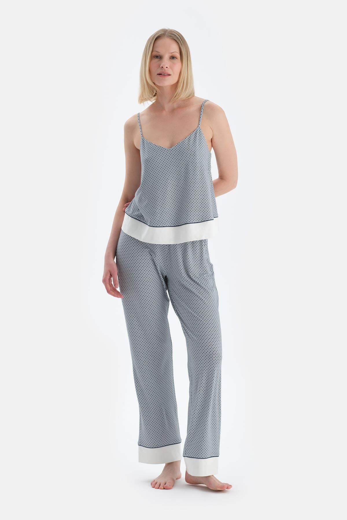 Lacivert Metraj Desenli Atlet Pantolon Pijama Takımı