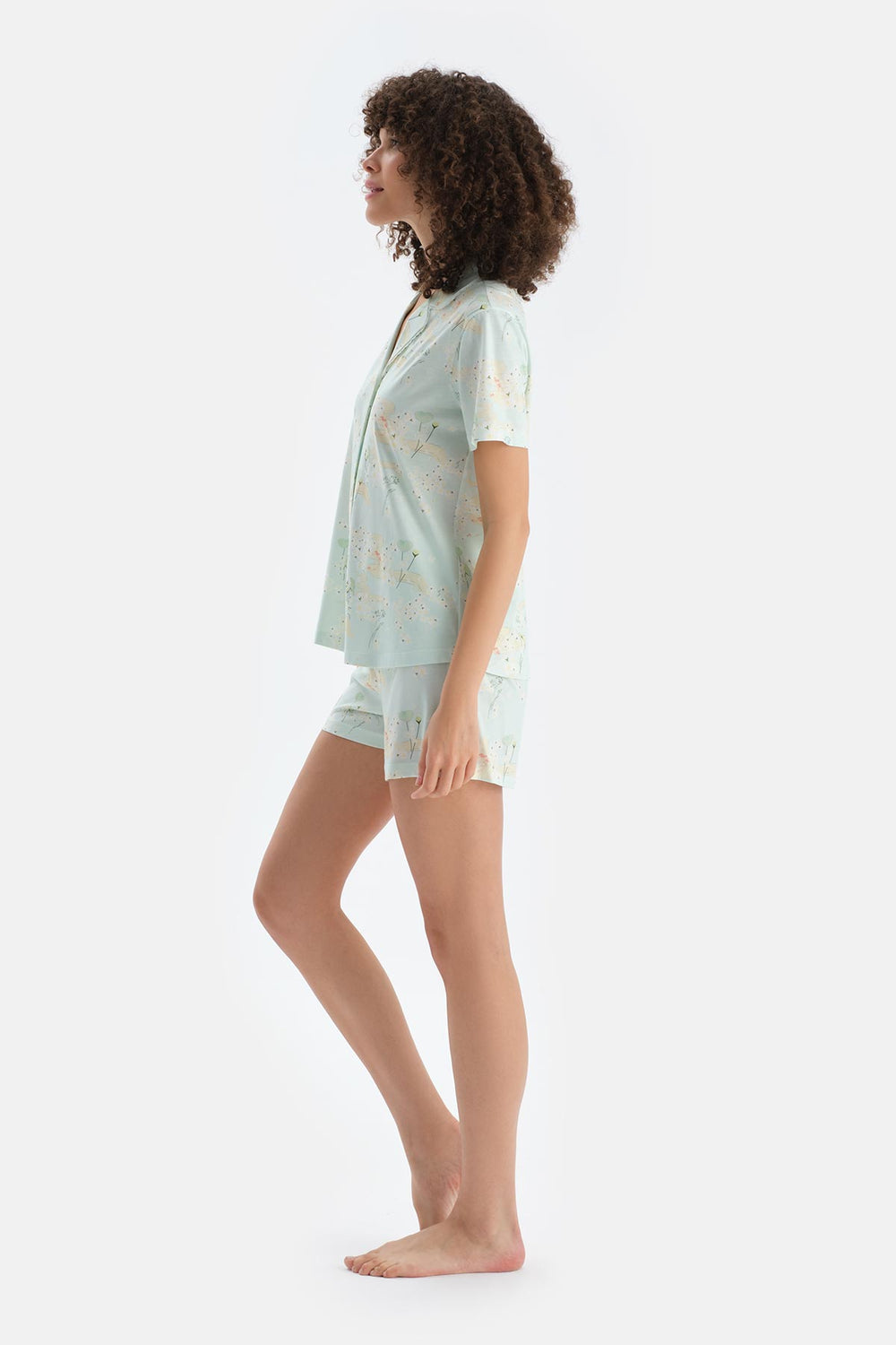 Açık Yeşil Çiçek Baskılı Penye Modal Gömlek Şort Pijama Takımı