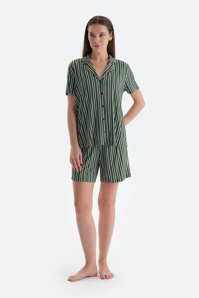 Koyu Yeşil Çizgili Penye Modal Gömlek Şort Pijama Takımı