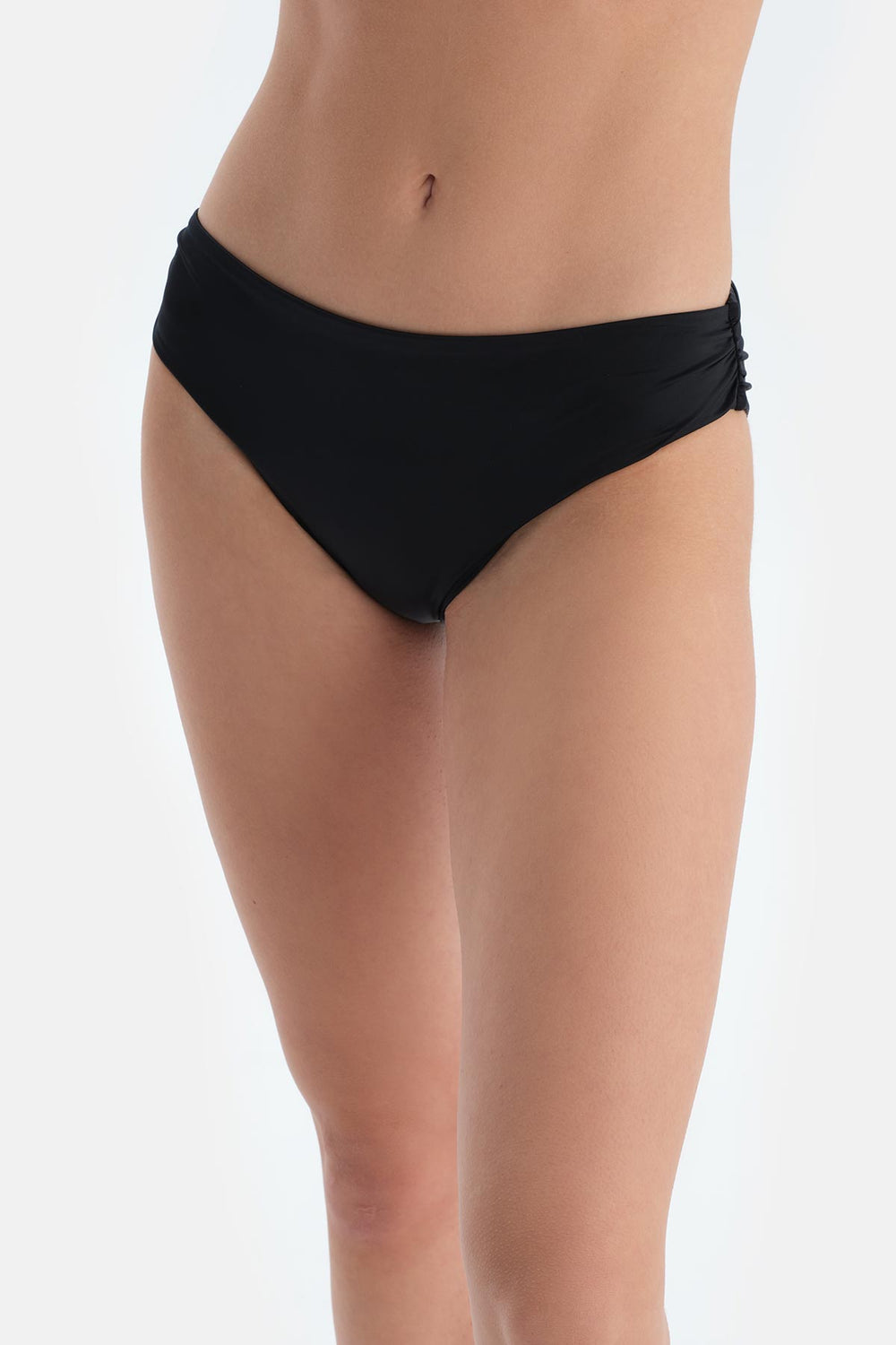 Siyah Orta Bel Bikini Alt