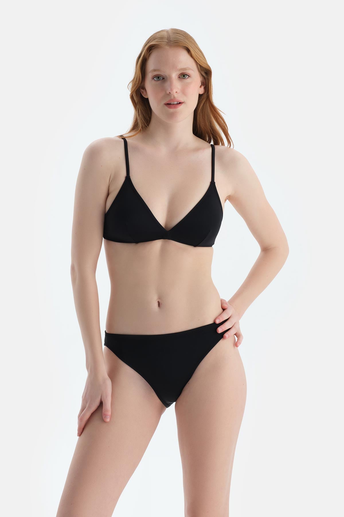 Siyah Düşük Bel Bikini Alt