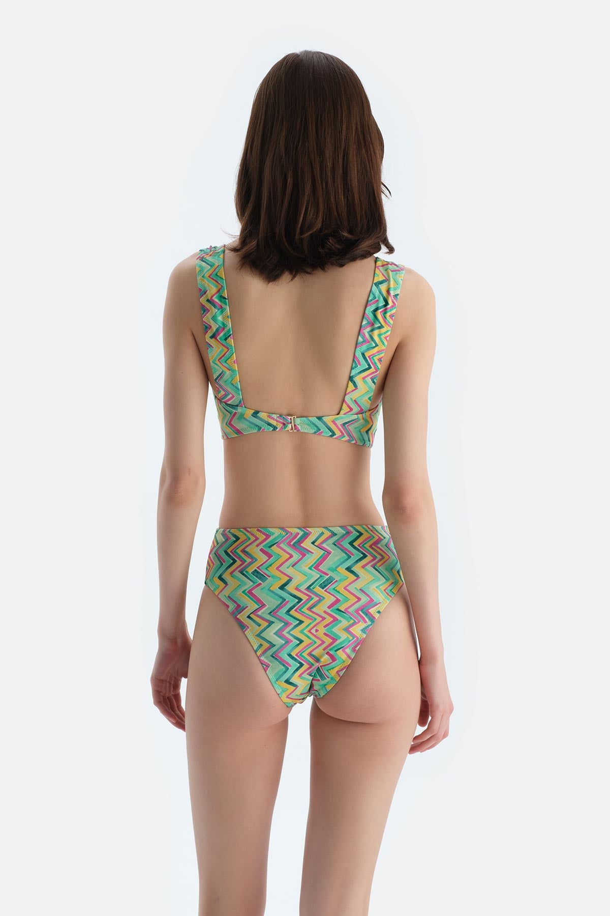 Multicolor Üçgen Geniş Bikini Üst