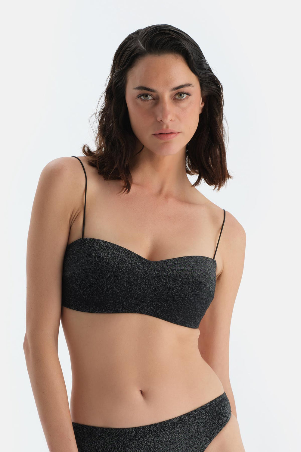 Siyah Straplez Bikini Üst