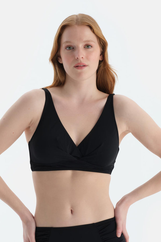 Siyah Toparlayıcı Üst