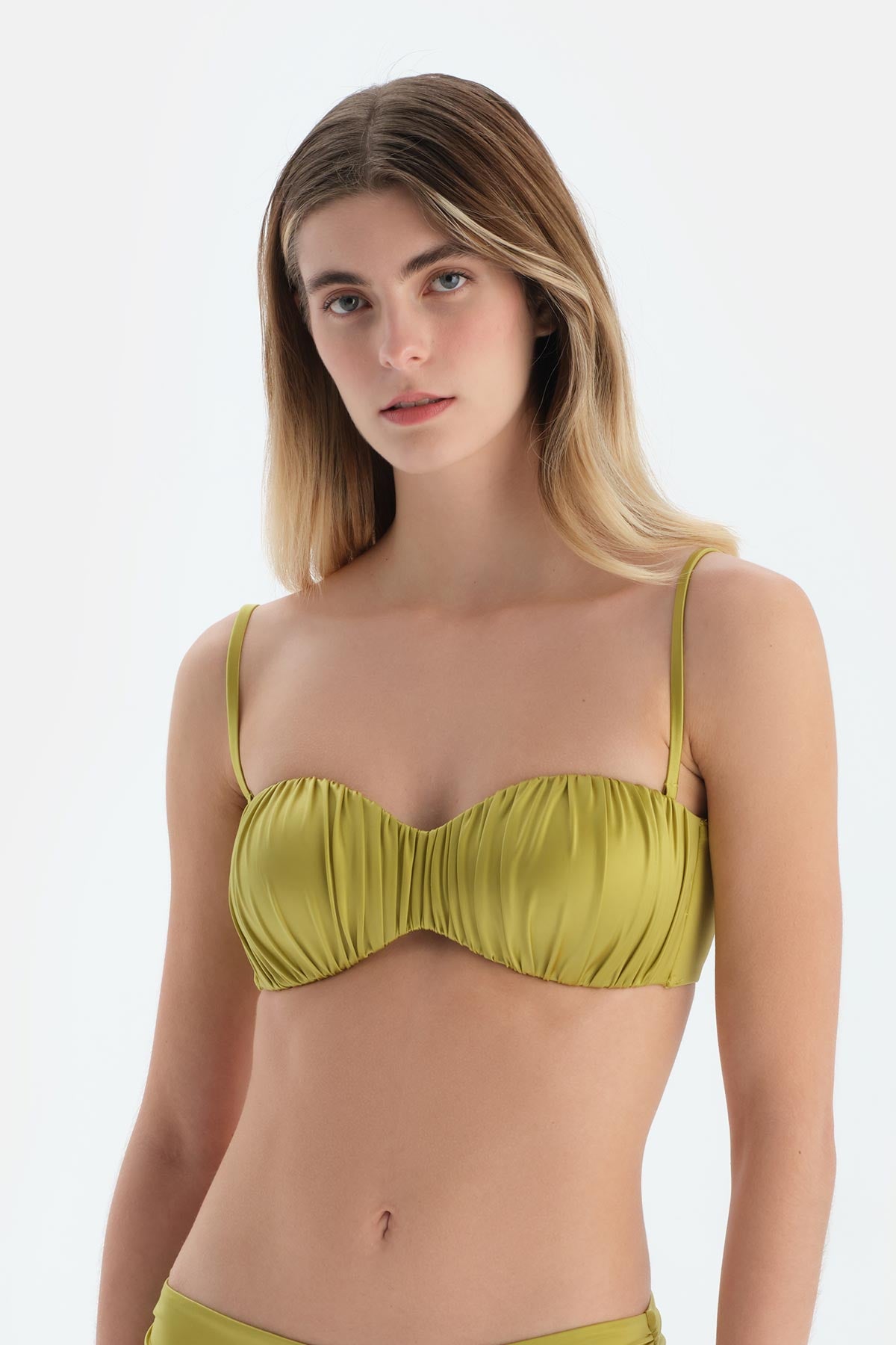 Fıstık Yeşili Straplez Bikini Üst