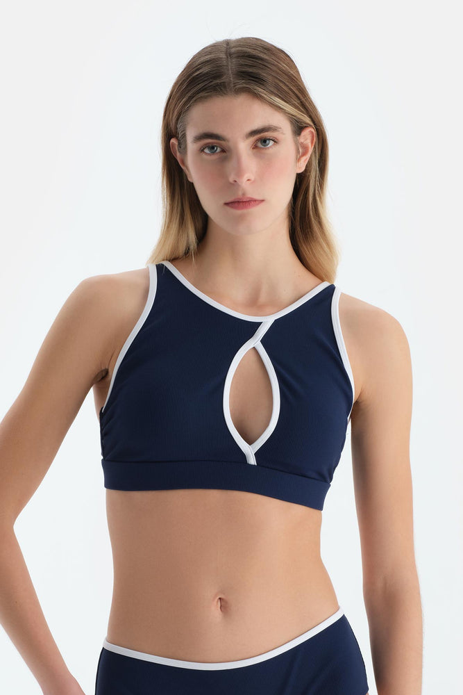 Lacivert Halter Yaka Bikini Üst