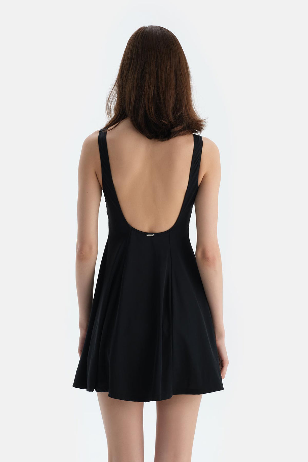 Siyah Kare Yaka Elbiseli Mayo