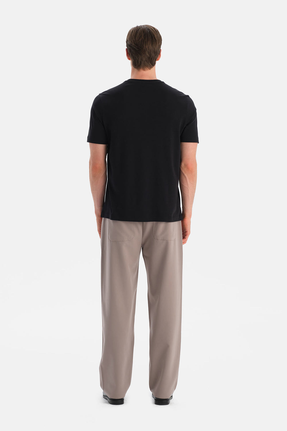 Siyah Bis Yaka Kısa Kollu Regular Tişört