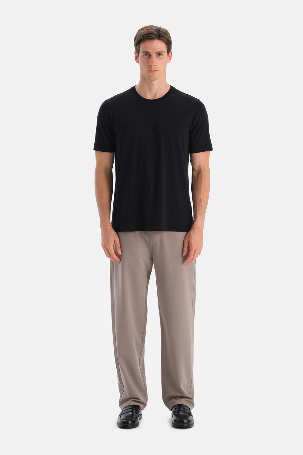 Siyah Bis Yaka Kısa Kollu Regular Tişört