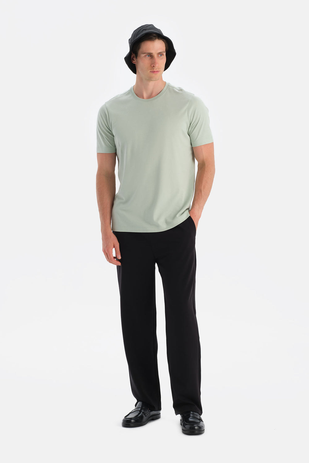 Mint Yeşili Bis Yaka Kısa Kollu Regular Tişört