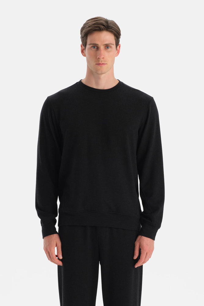 BASIC SOFT TOUCH SWEATSHIRT