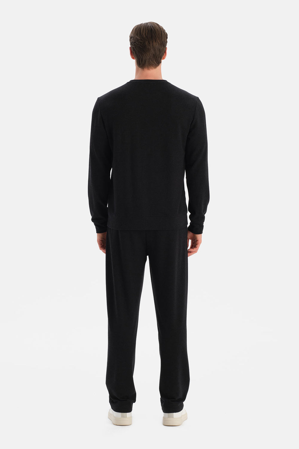 BASIC SOFT TOUCH SWEATSHIRT