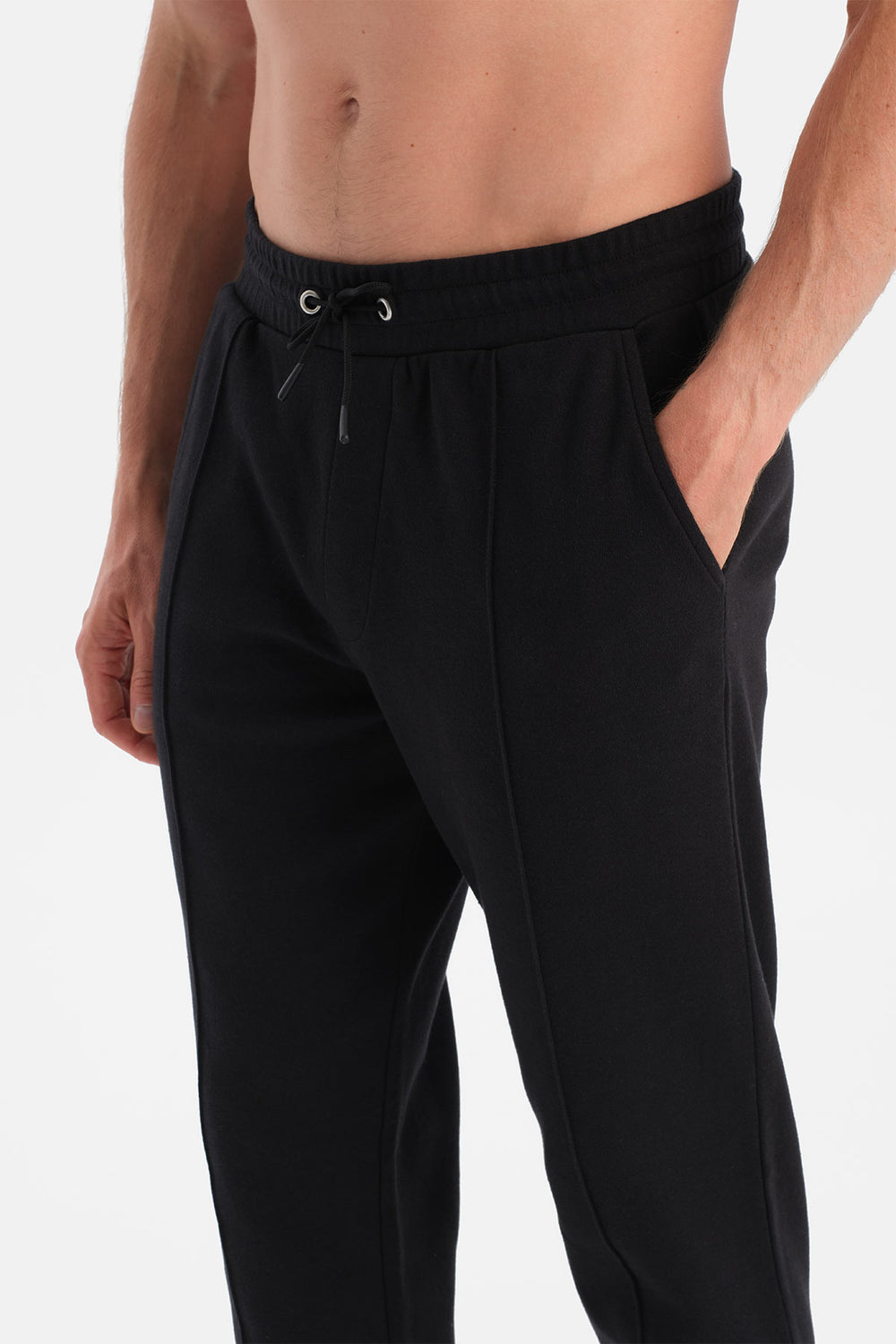 Siyah Patlet Detaylı Nervürlü Düz Paça Pantolon