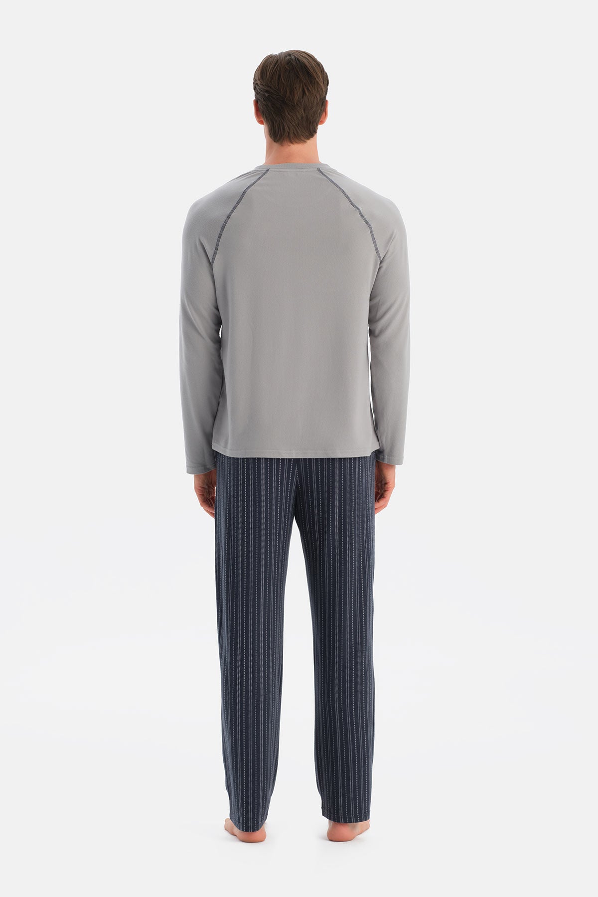 Gri Bisiklet Yaka Termal Tişört Pantolon Pijama Takımı