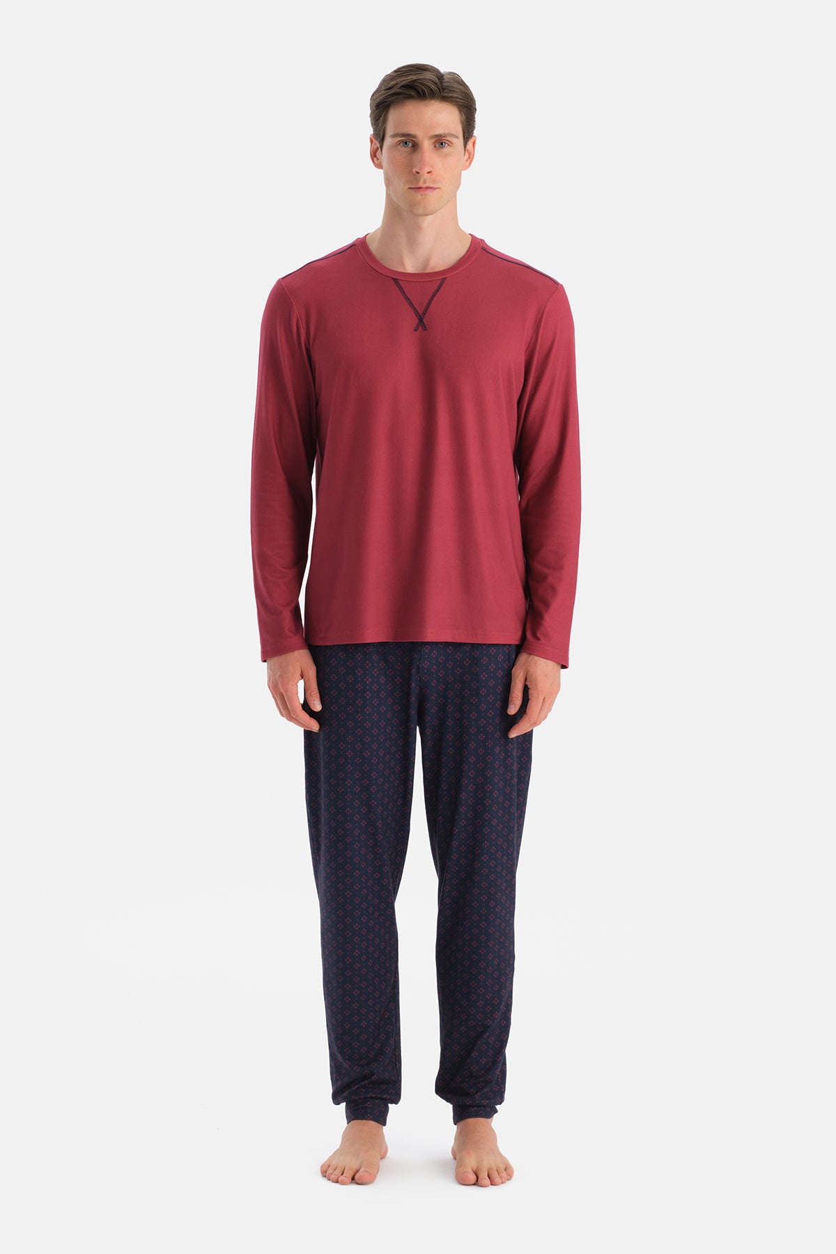 Kırmızı Dikiş Detaylı Uzun Kollu Termal Tişört Pantolon Pijama Takımı