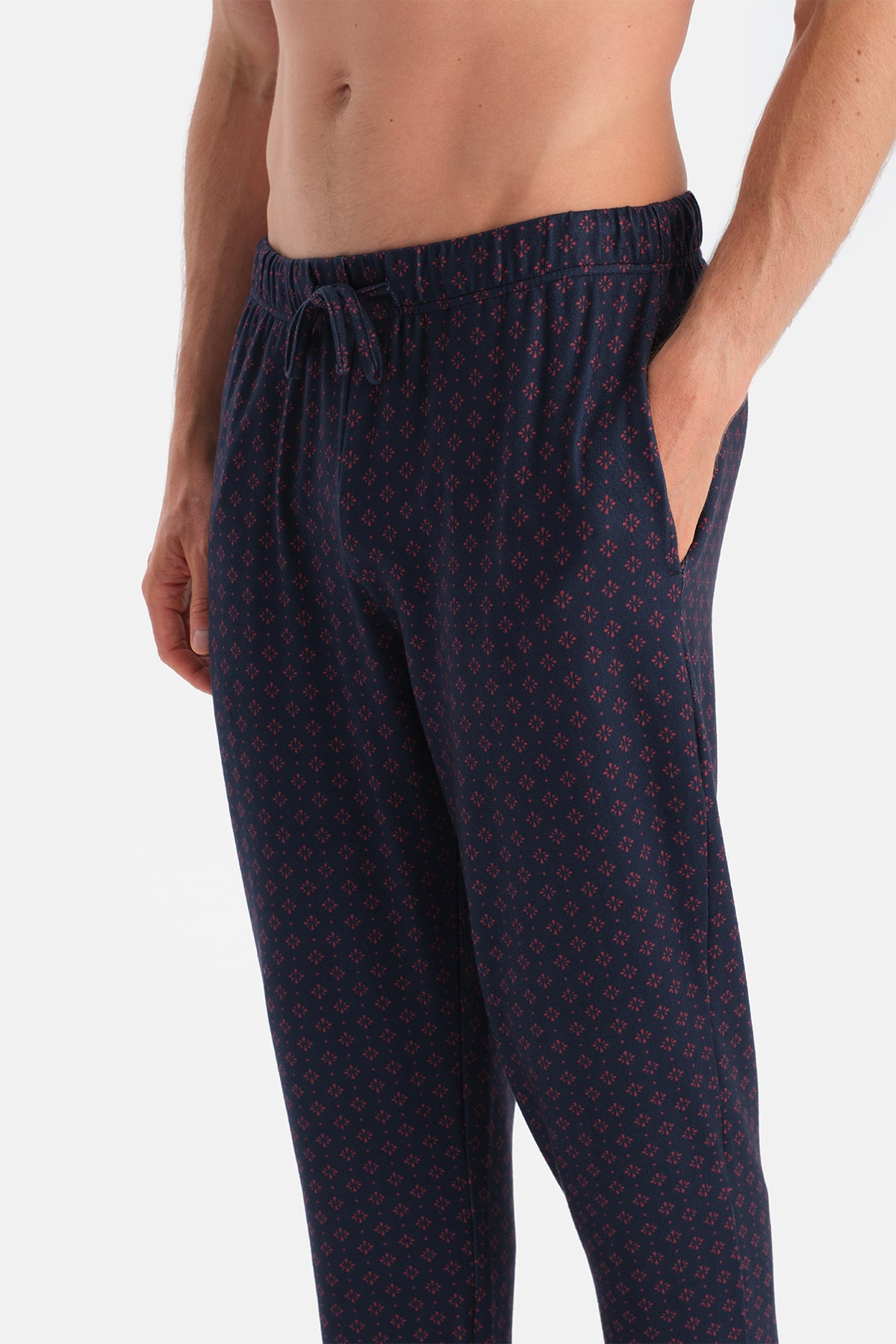 Kırmızı Dikiş Detaylı Uzun Kollu Termal Tişört Pantolon Pijama Takımı