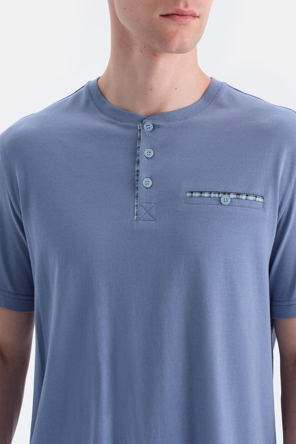 Mavi Patlı Altı Ekoseli Tişört Pantolon Takım