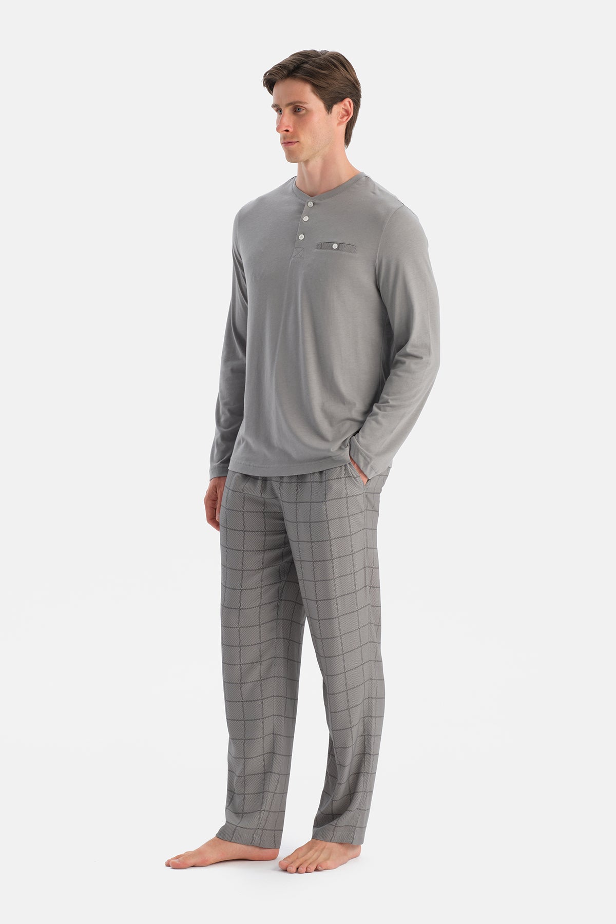 Gri Melanj Uzun Kollu Pat Ve Cep Detaylı Tişört Pantolon Takım