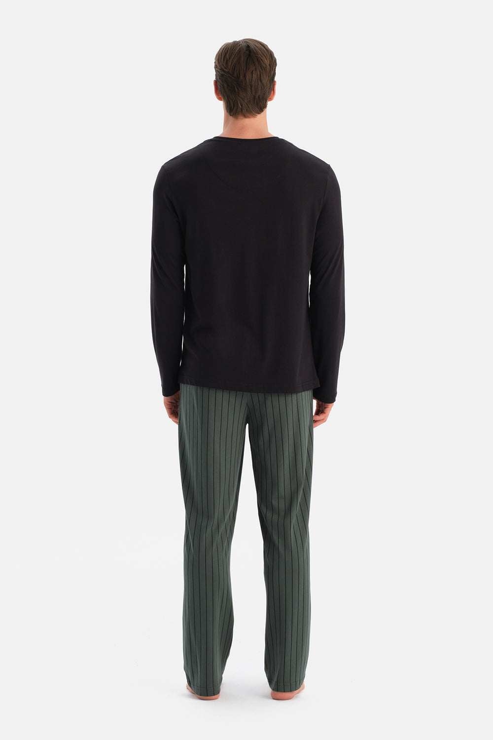 Siyah Uzun Kollu Patlı Tişört Pantolon Takım