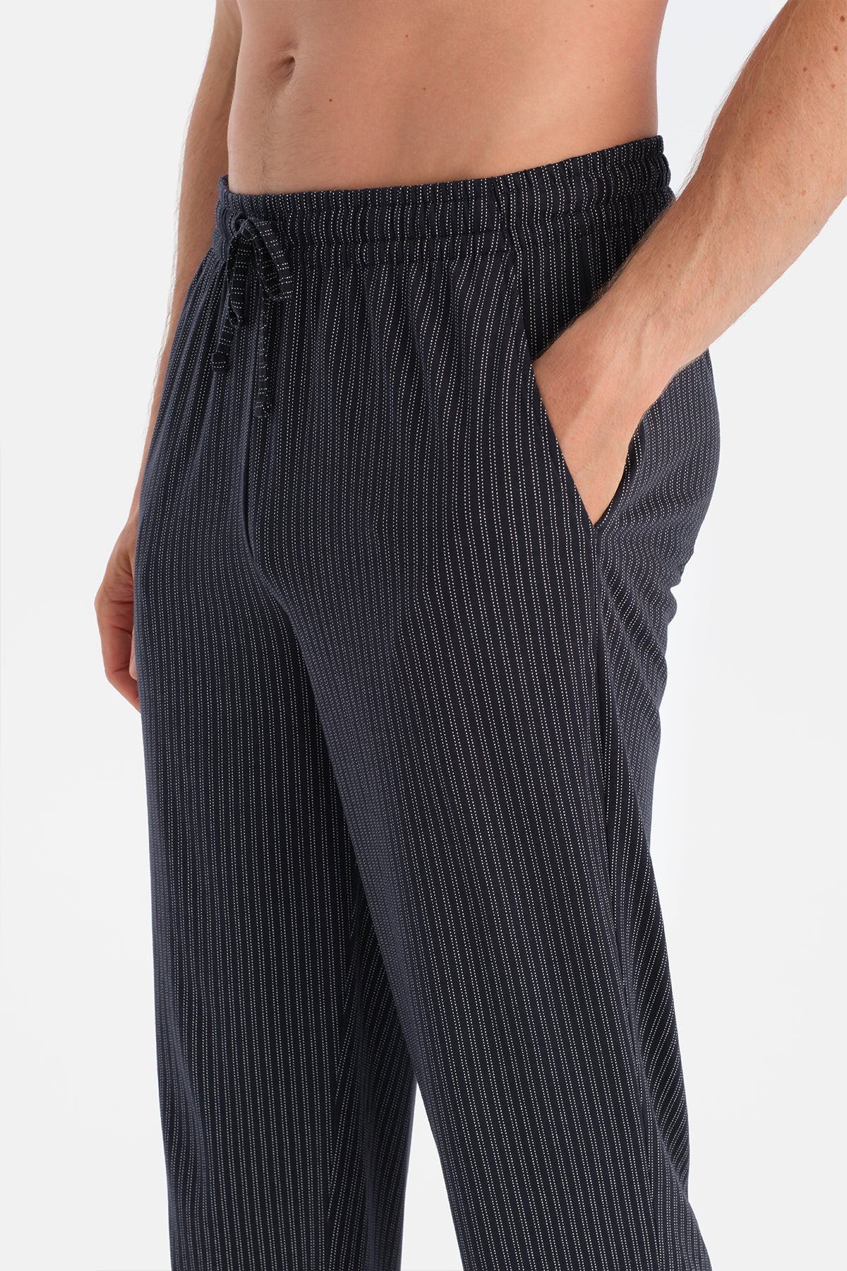 Lacivert Kısa Kollu Pat Ve Cep Detaylı Üçlü Takım