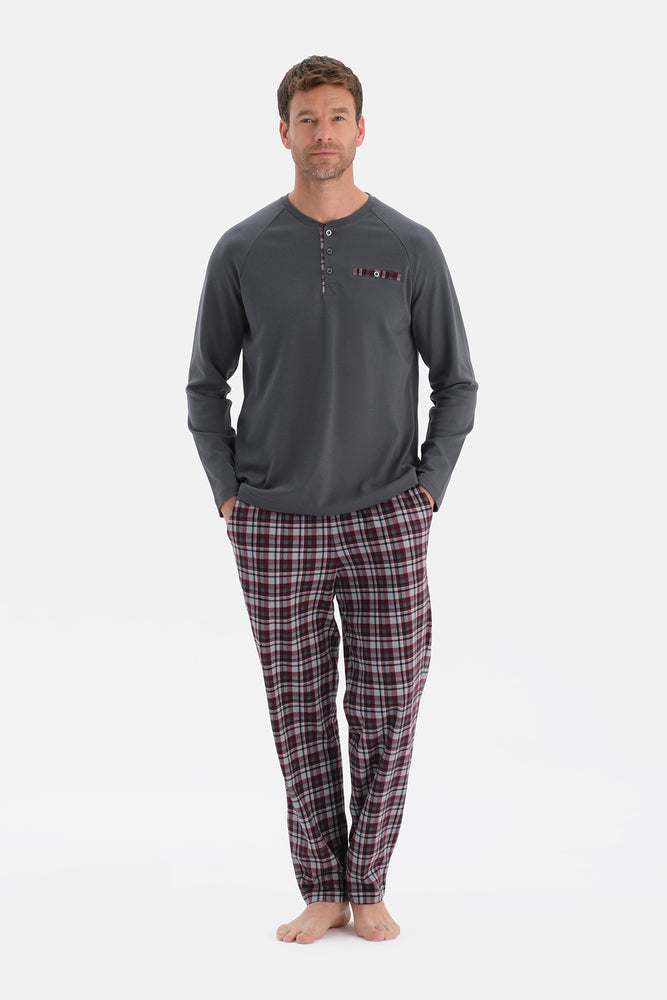 Koyu Gri Uzun Kollu Pat Ve Cep Detaylı Tişört Pantolon Takım