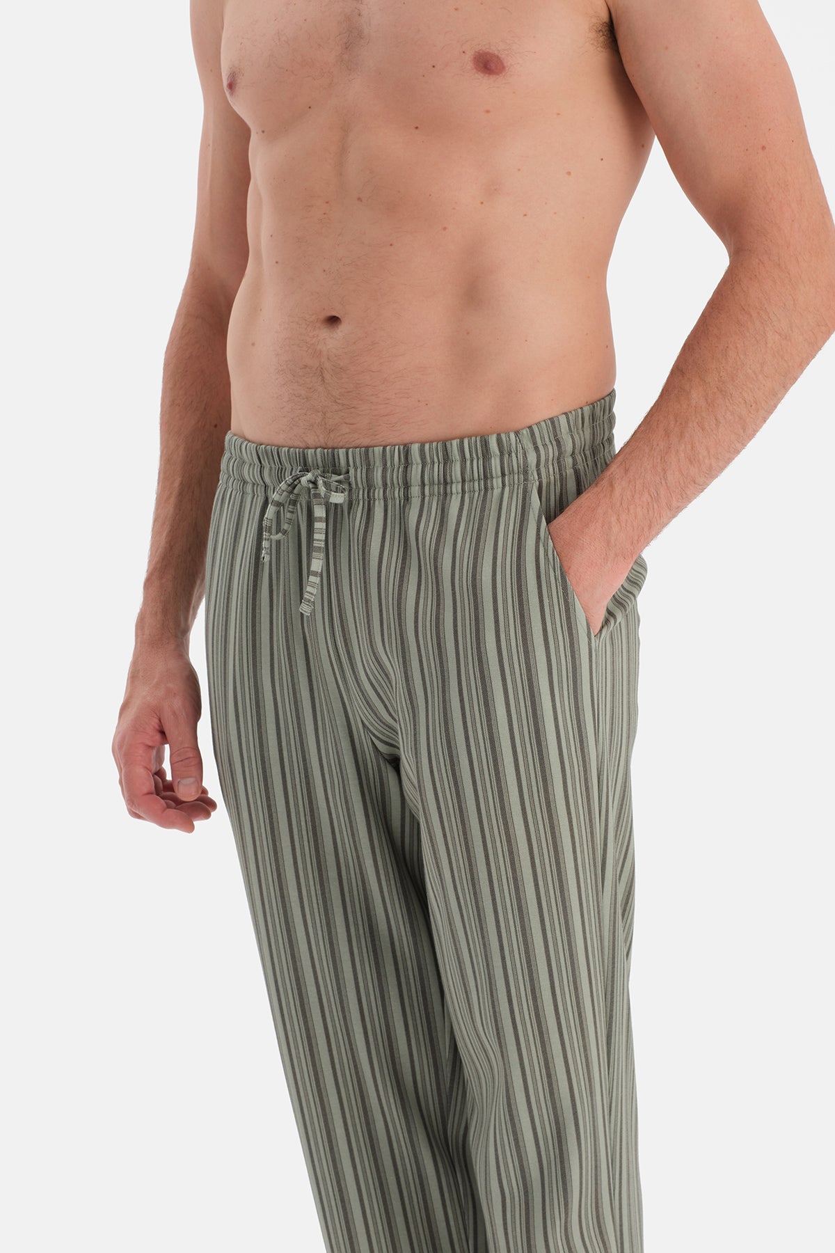 Mint Yeşili Bisiklet Yaka Uzun Kollu Pijama Takım