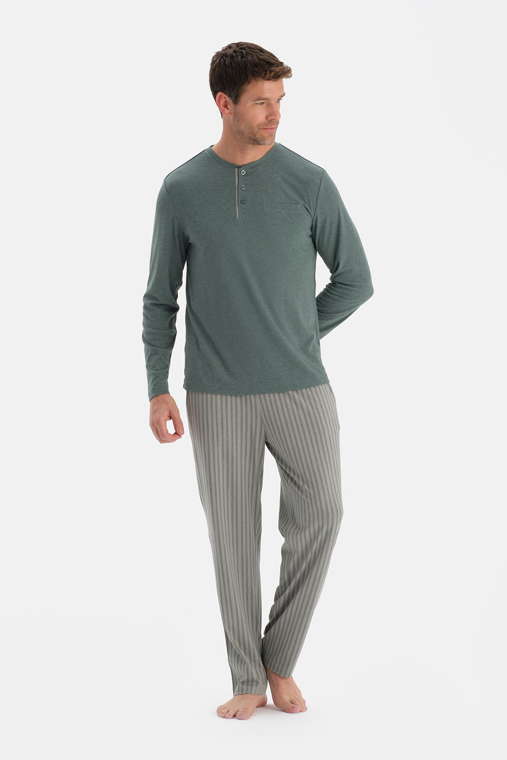 Mint Yeşili Uzun Kollu Pat Ve Cep Detaylı Pijama Takım