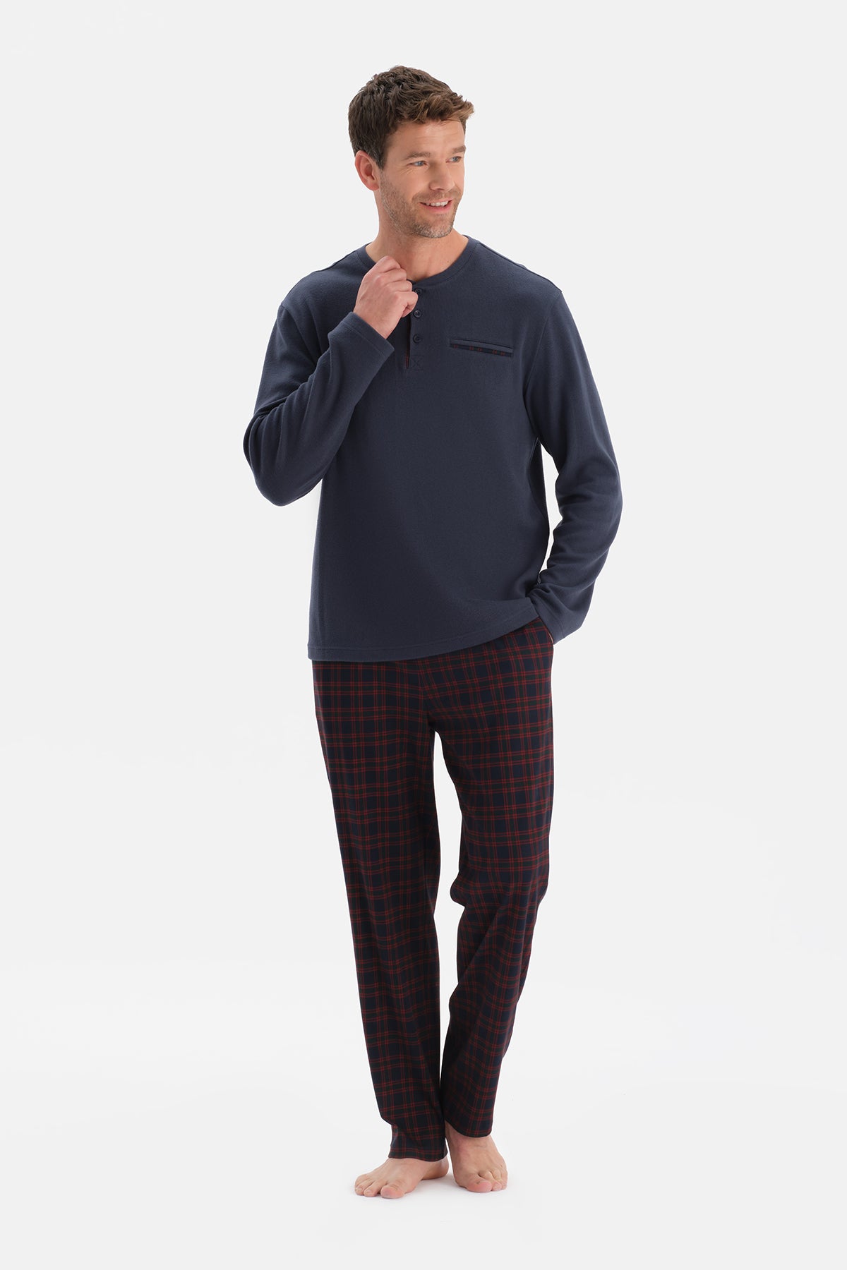 Lacivert Uzun Kollu Pat Ve Cep Detaylı Tişört Pantolon Takım