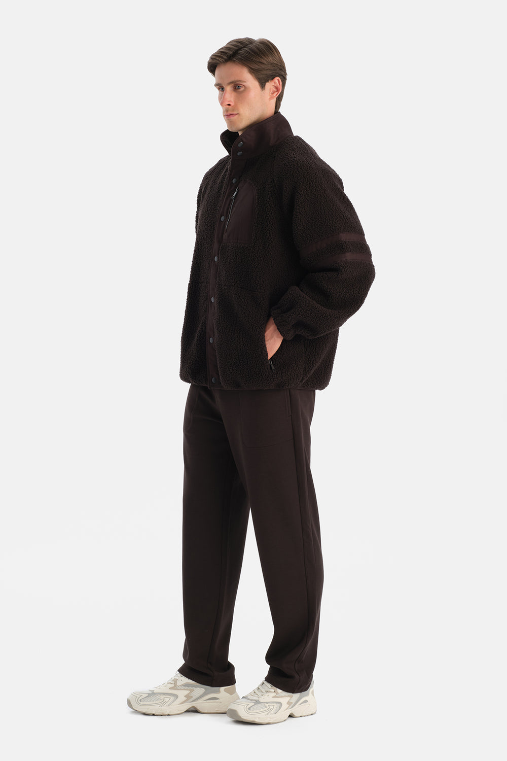 Kahverengi Erkek Önden Fermuarlı Polar Mont