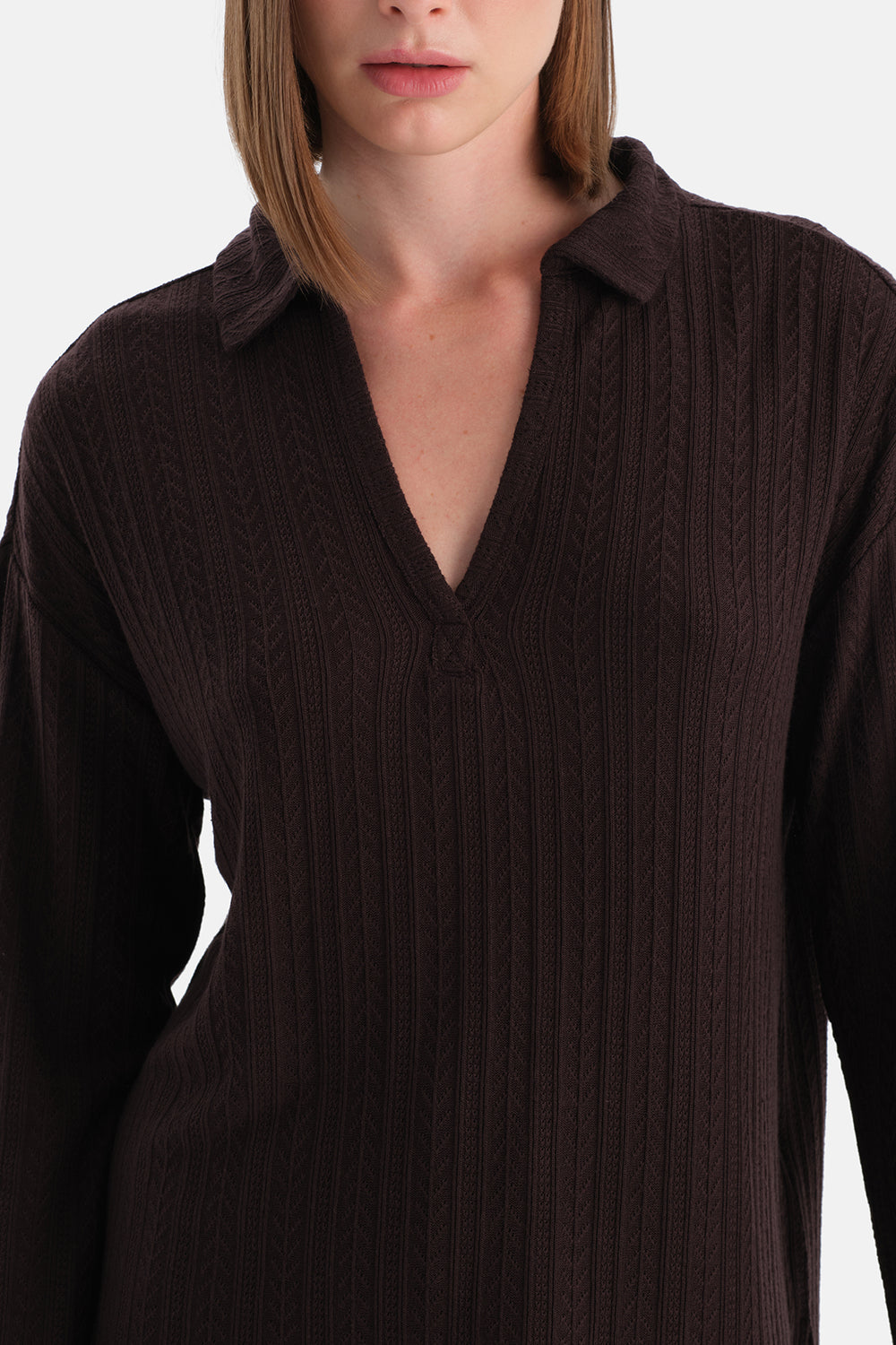 Koyu Kahve Örgü Detaylı Polo Yaka Tişört