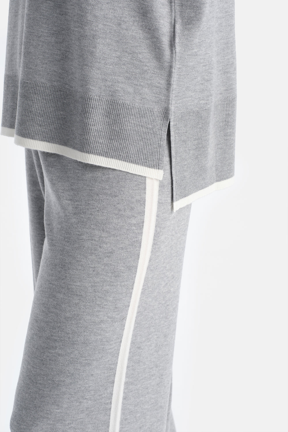 Gri Melanj Travel Biye Detaylı Sweatshirt