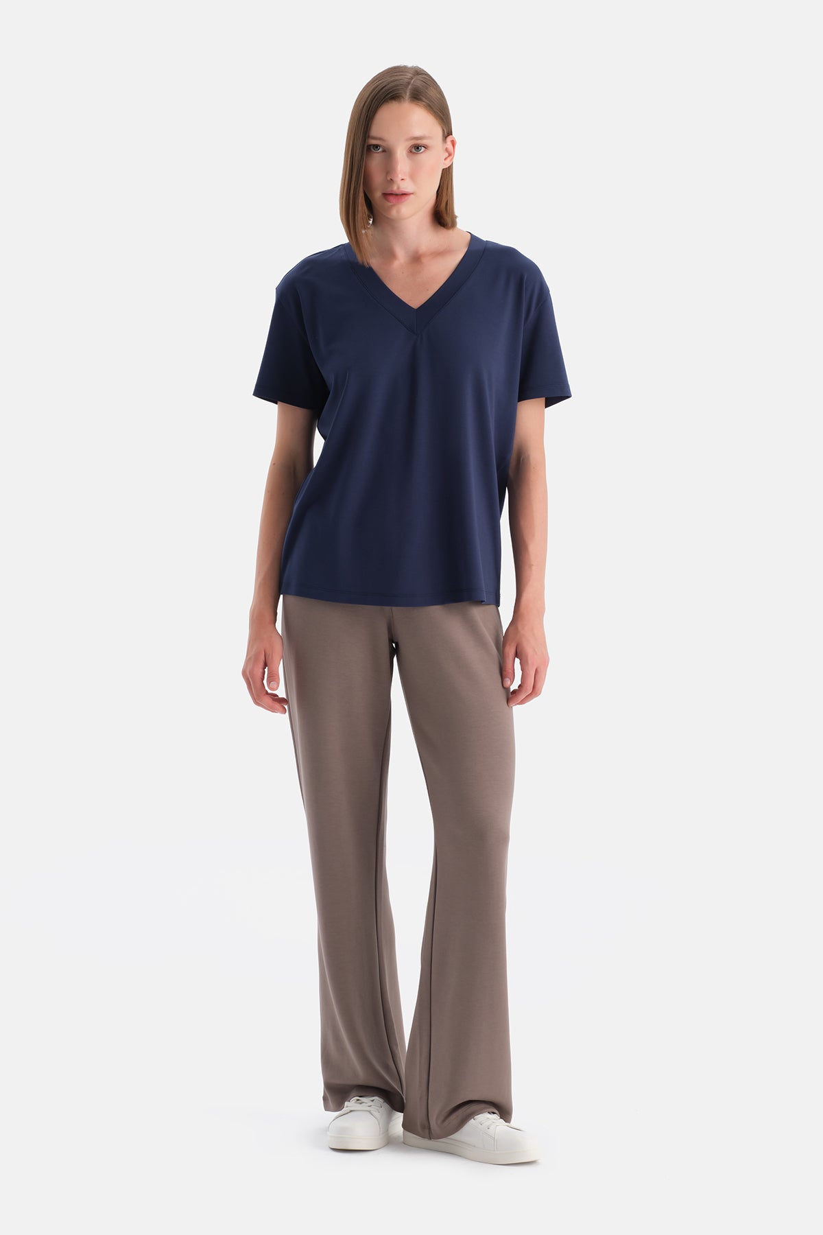 Lacivert V Yaka Kısa Kollu Tişört