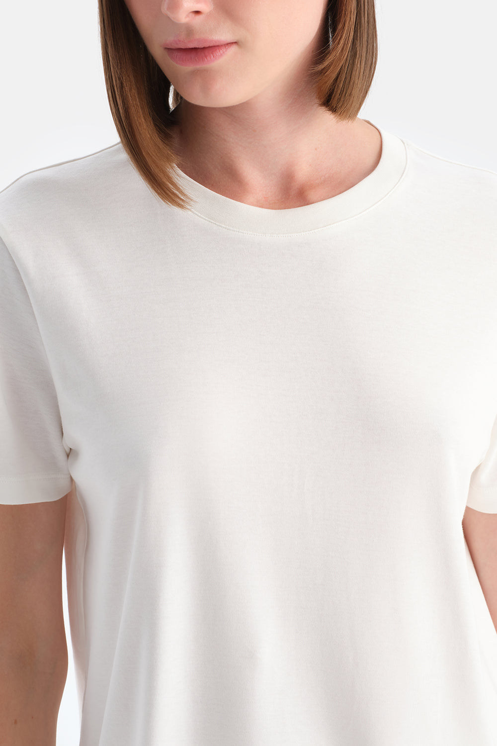 Ekru Bis Yaka Merserize Kısa Kollu Tişört