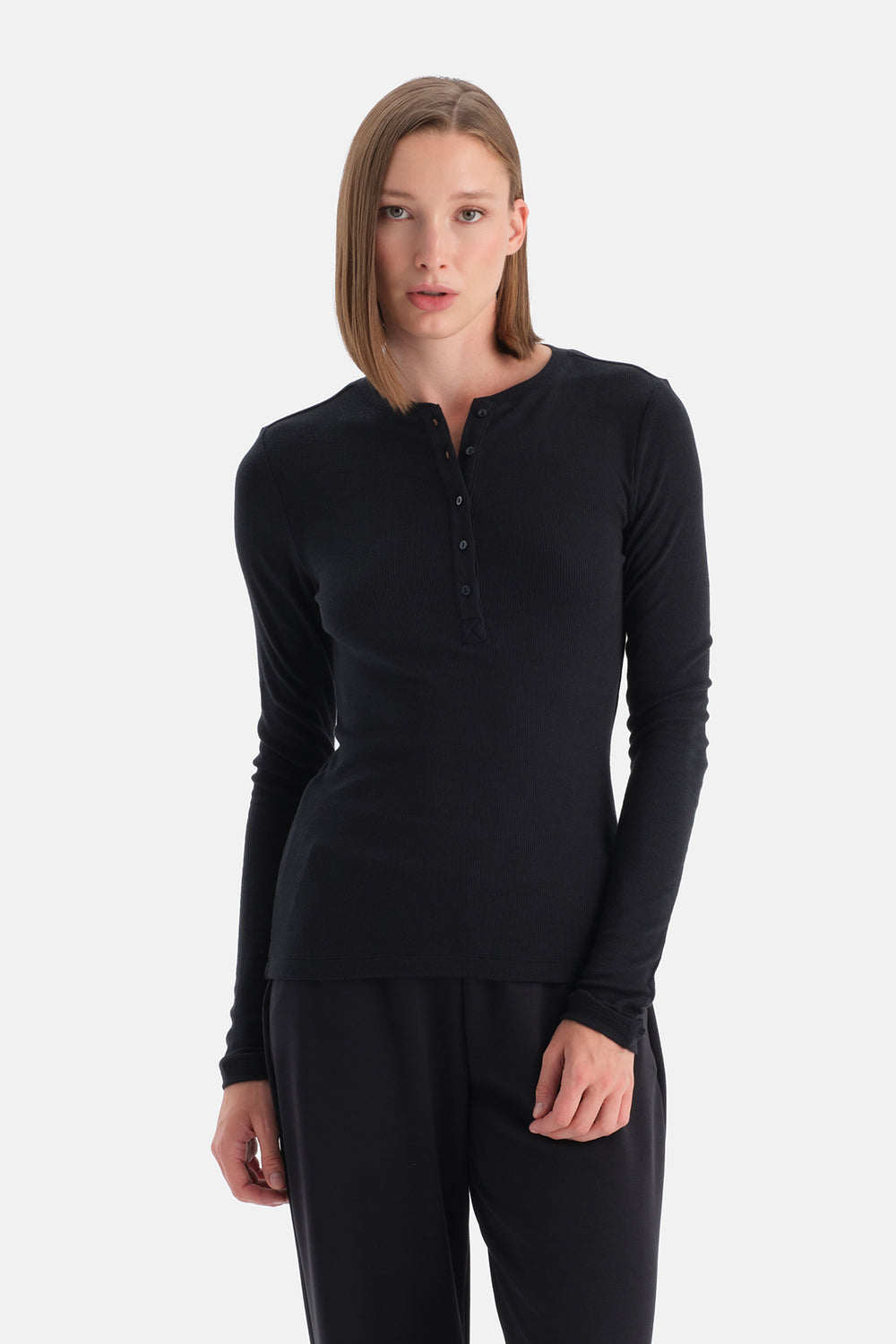 Siyah Yarım Düğmeli Kaşmir Modal Uzun Kollu Tişört