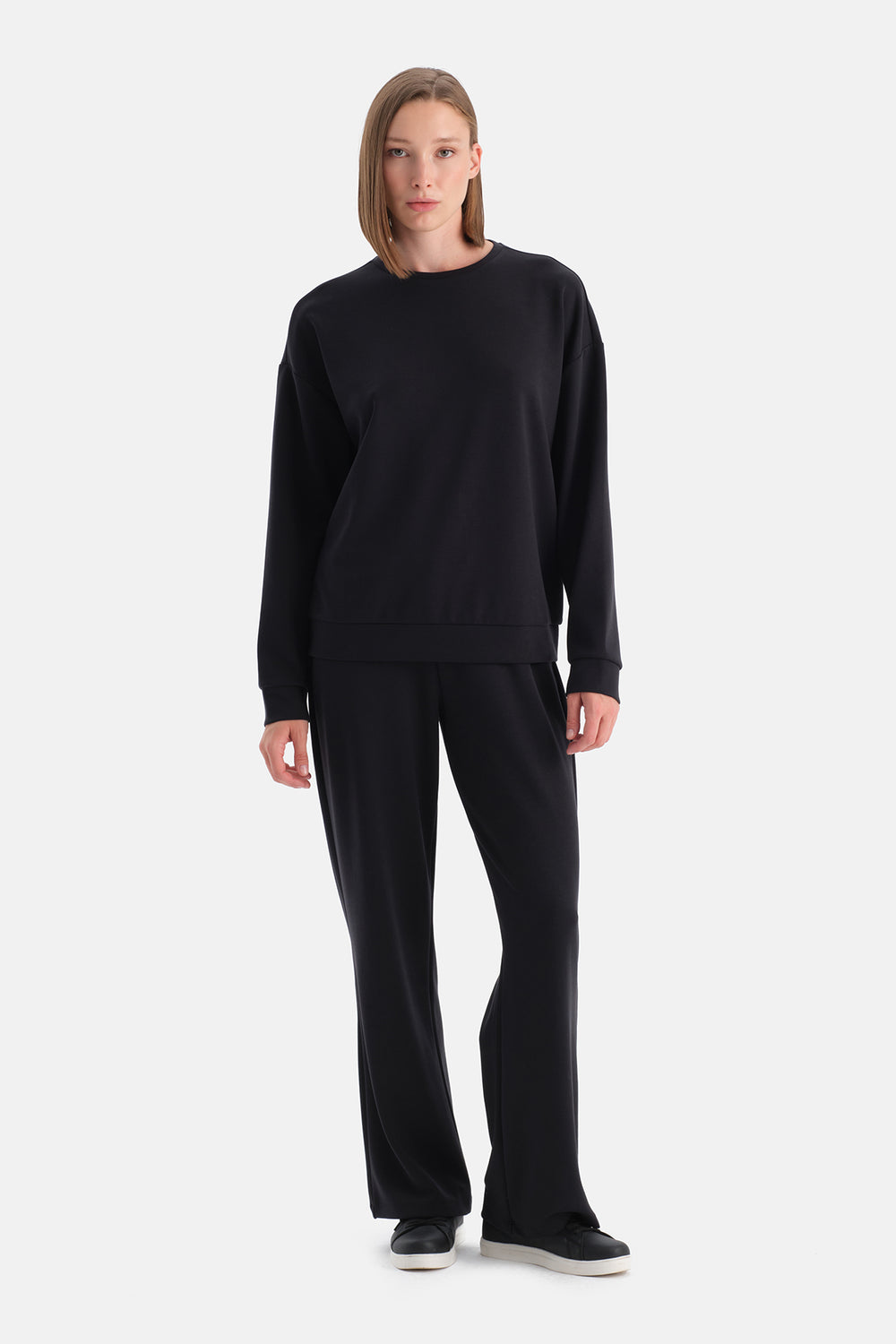 Siyah Bol Paça Basic Modal Pantolon