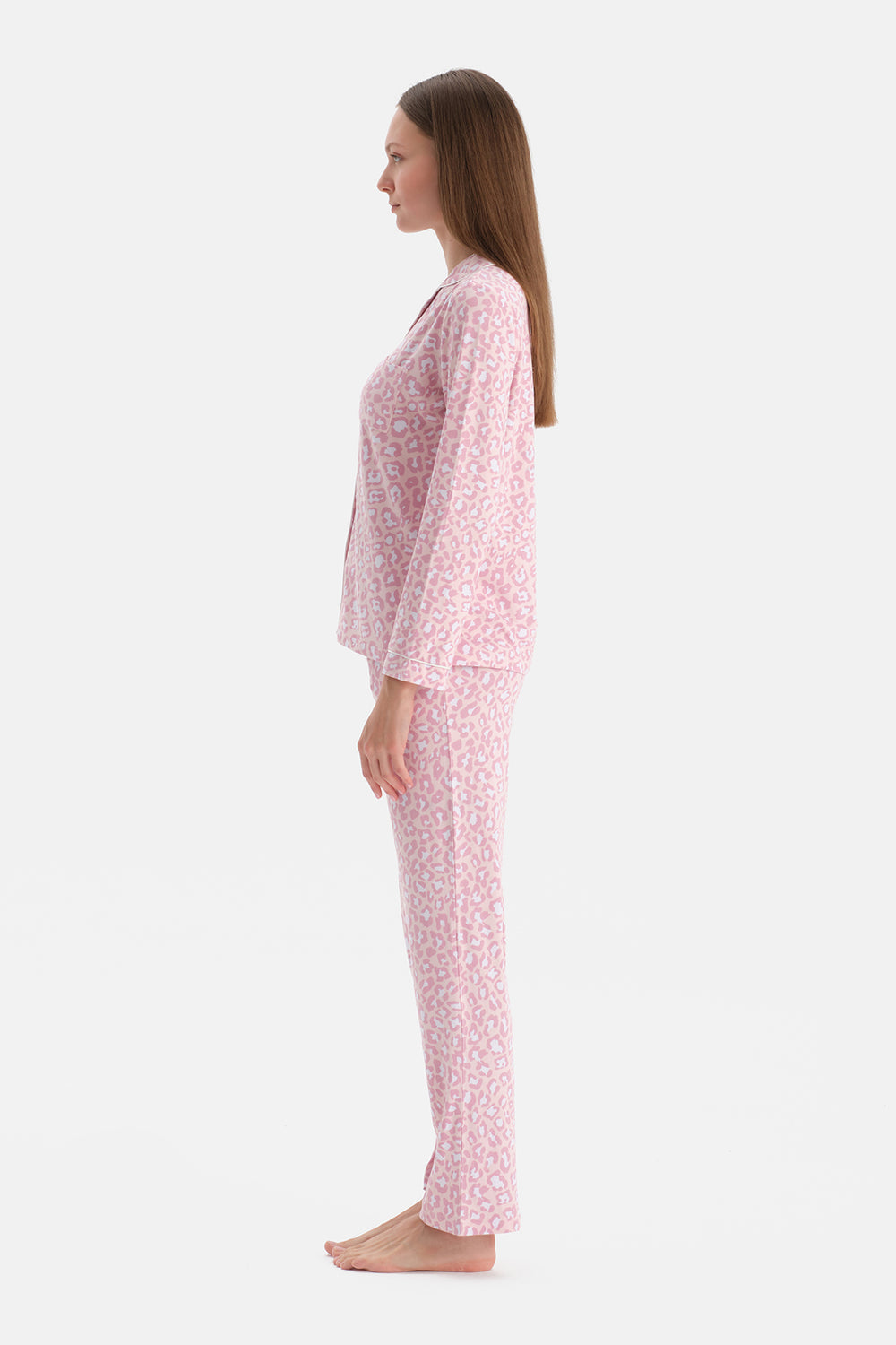Açık Pembe Leopar Desenli Termal Pijama Takımı