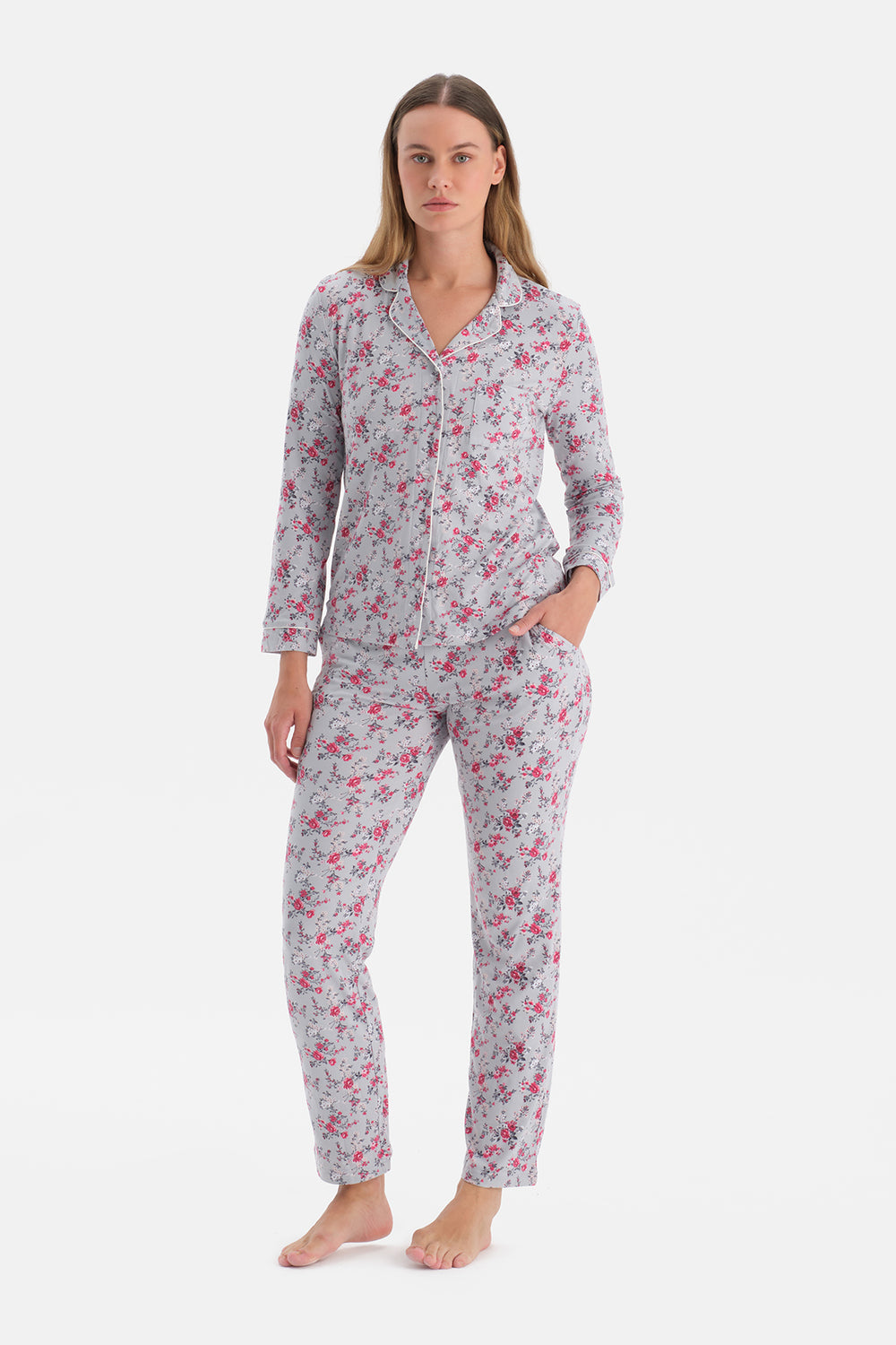 Açık Gri Çiçekli Termal Pijama Takımı