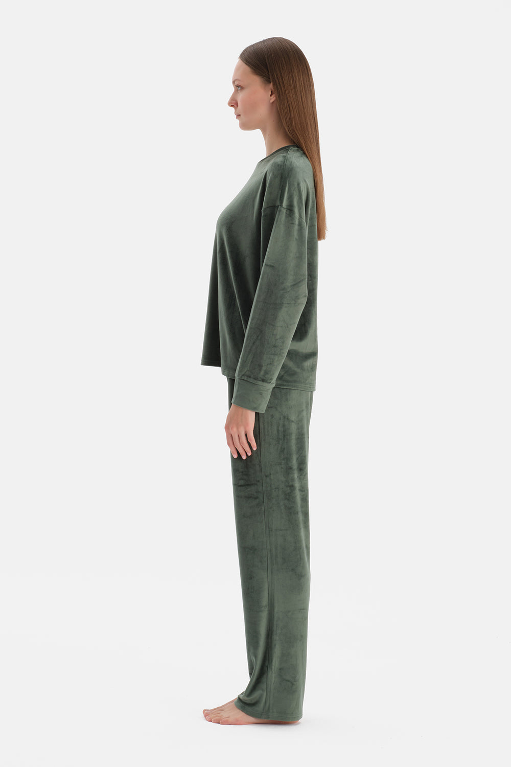 Koyu Yeşil Uzun Kollu Kadife Tişört Pantolon Pijama Takımı