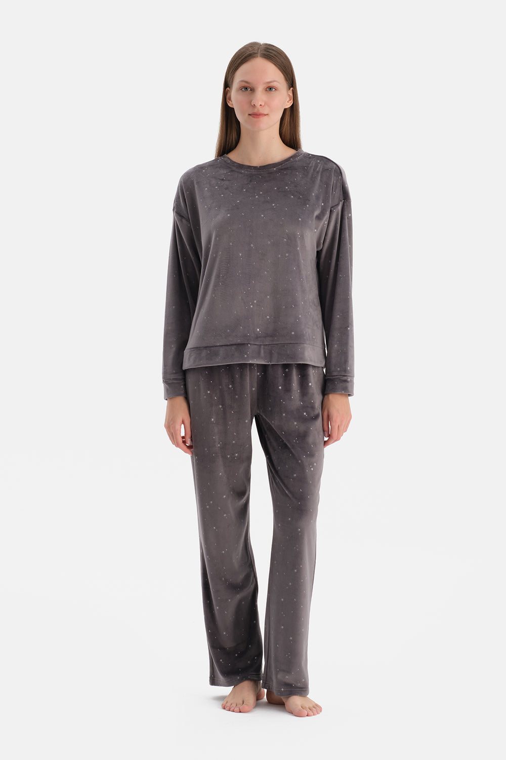 Siyah Parlak Yıldız Baskılı Kadife Tişört Pantolon Pijama Takımı