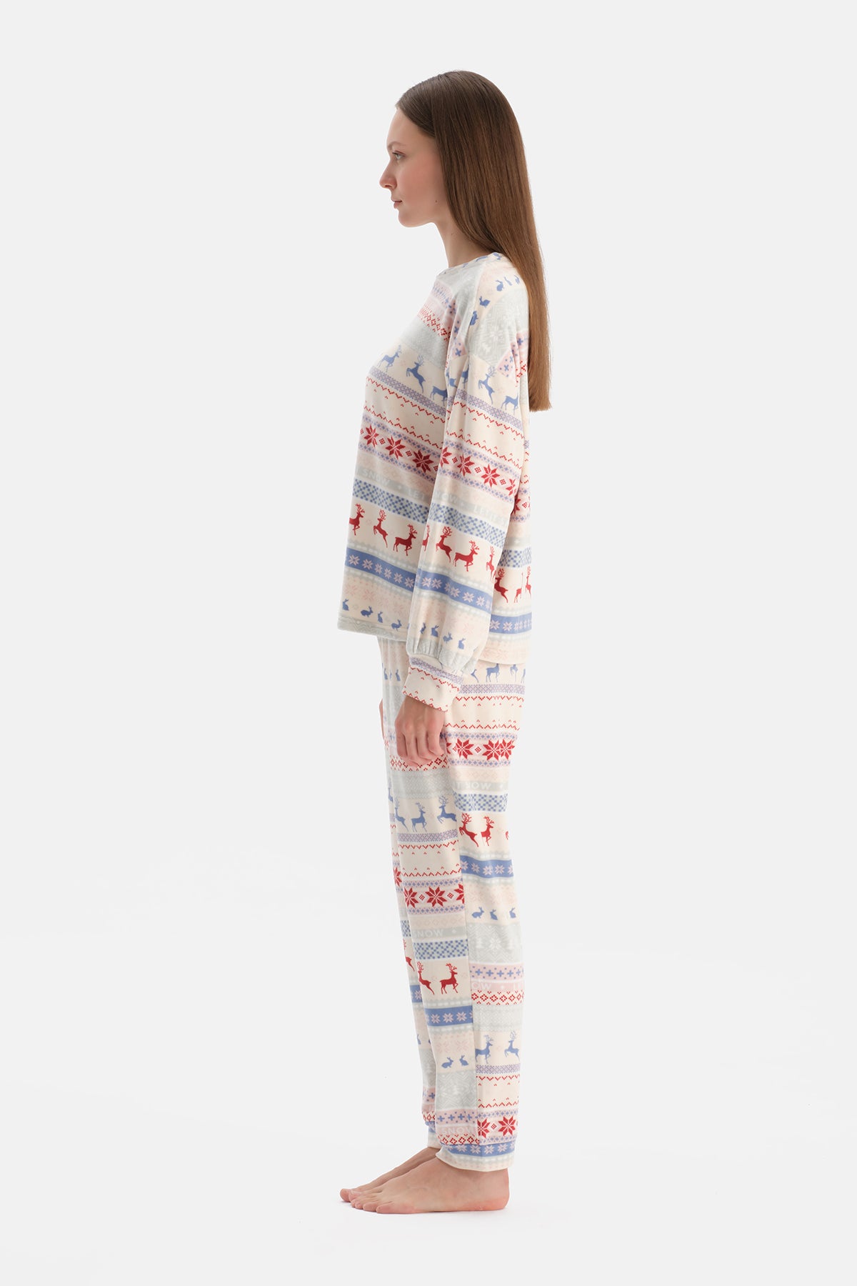 Multicolor Baskılı Kadife Tişört Pantolon Pijama Takımı