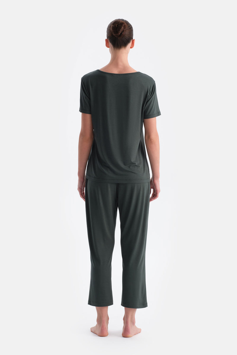 Koyu Yeşil V Yaka Dantel Detaylı Tişört Pantolon Takım