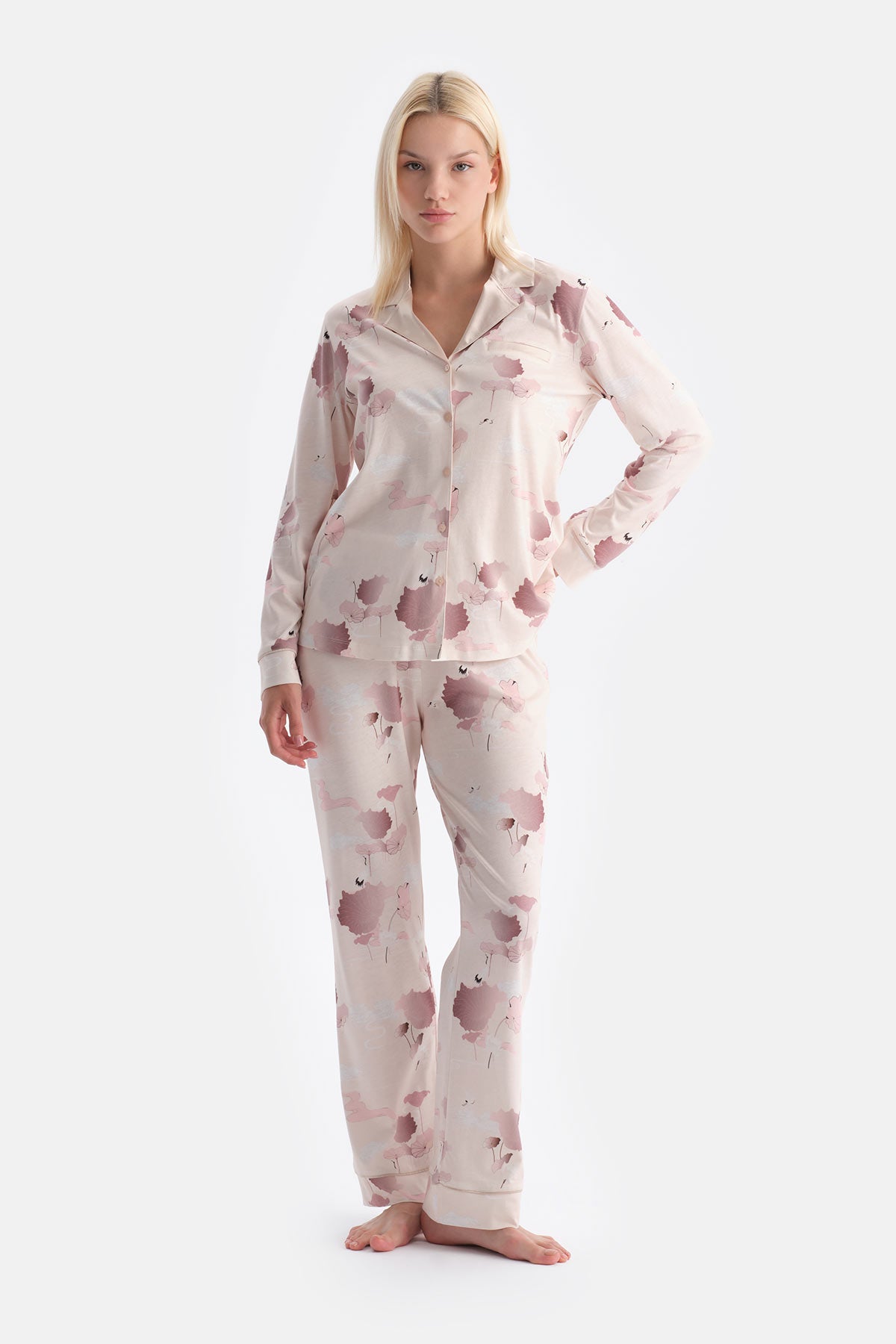 Somon Çiçek Desenli Gömlek Pantolon Takım