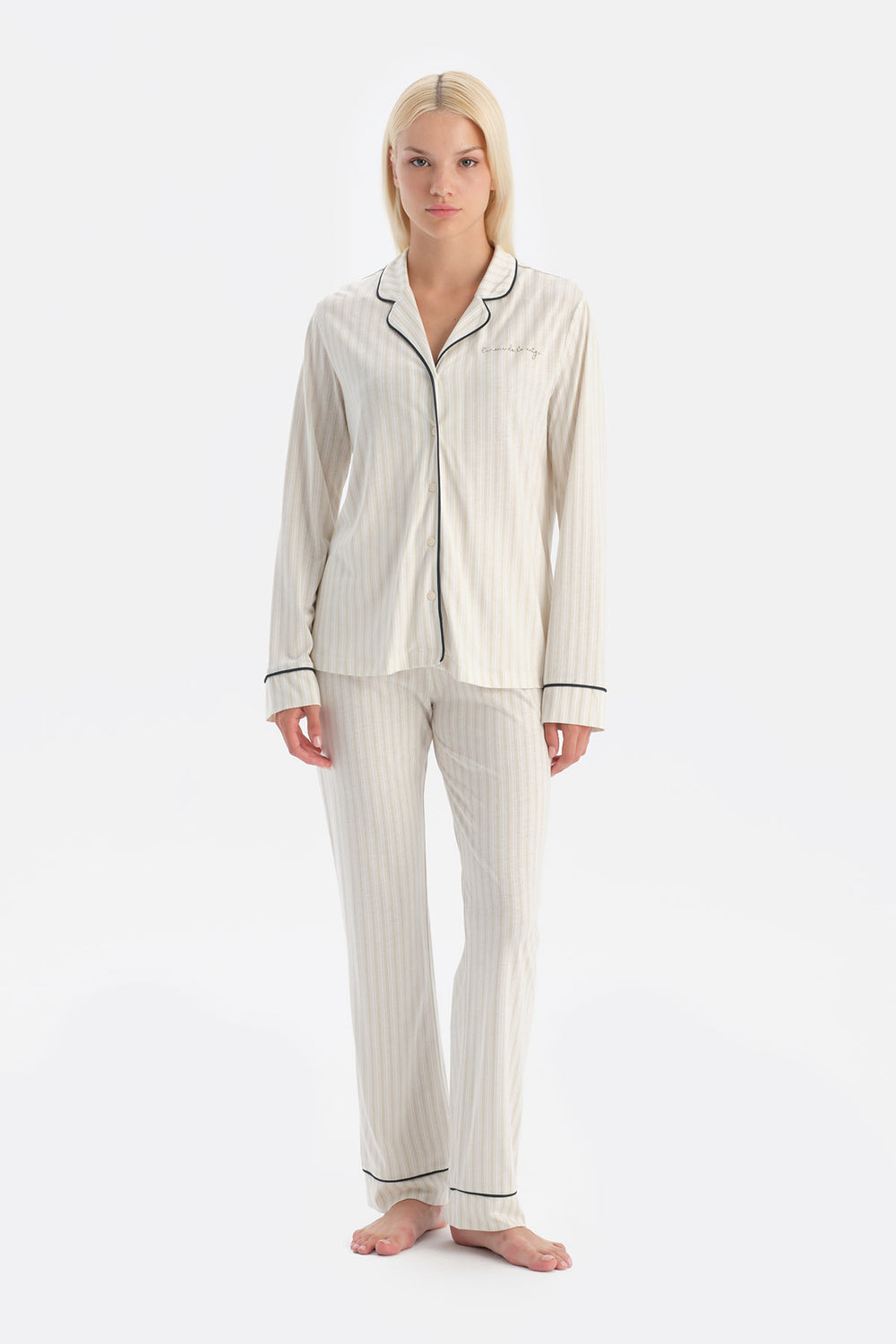 Açık Yeşil Çizgili Gömlek Pantolon Takım