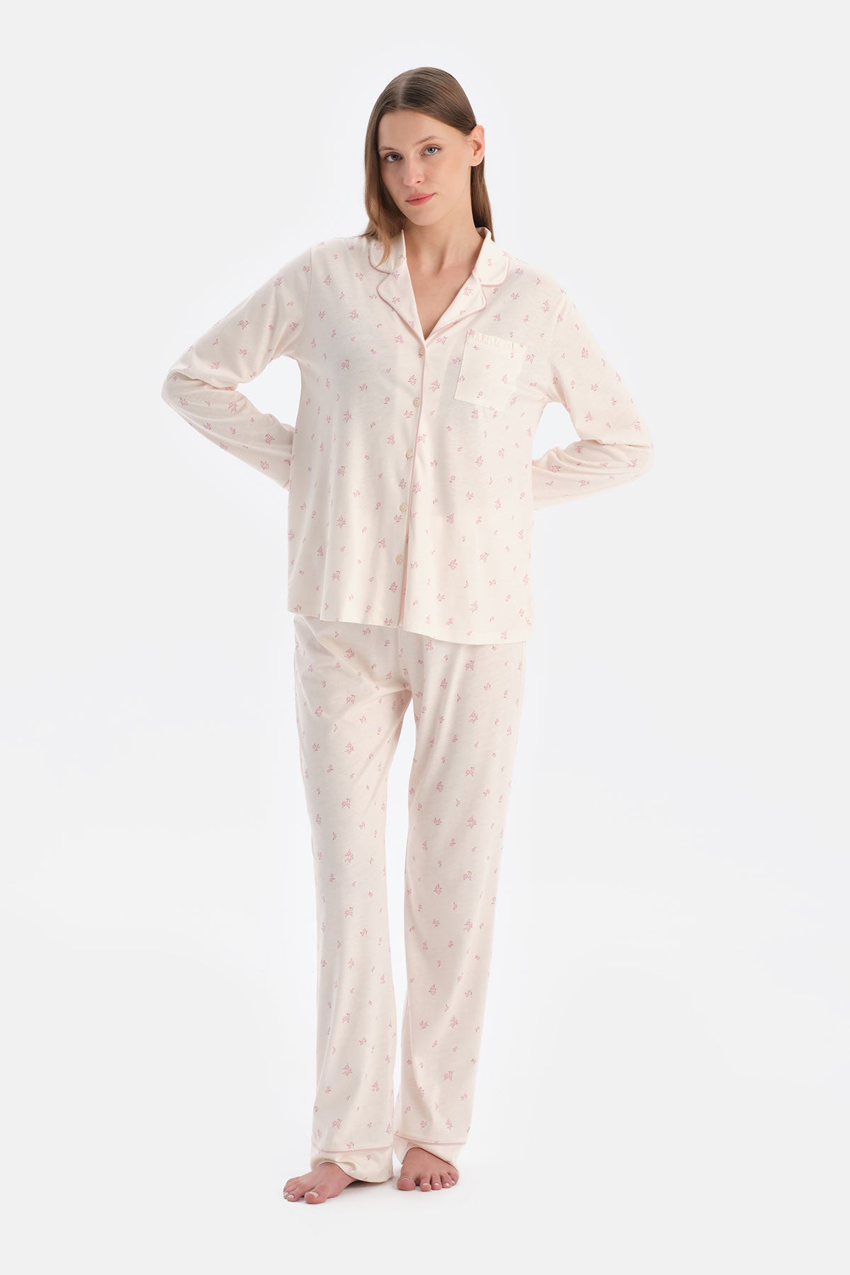 Ekru Çiçek Desenli Gömlek Pantolon Takım