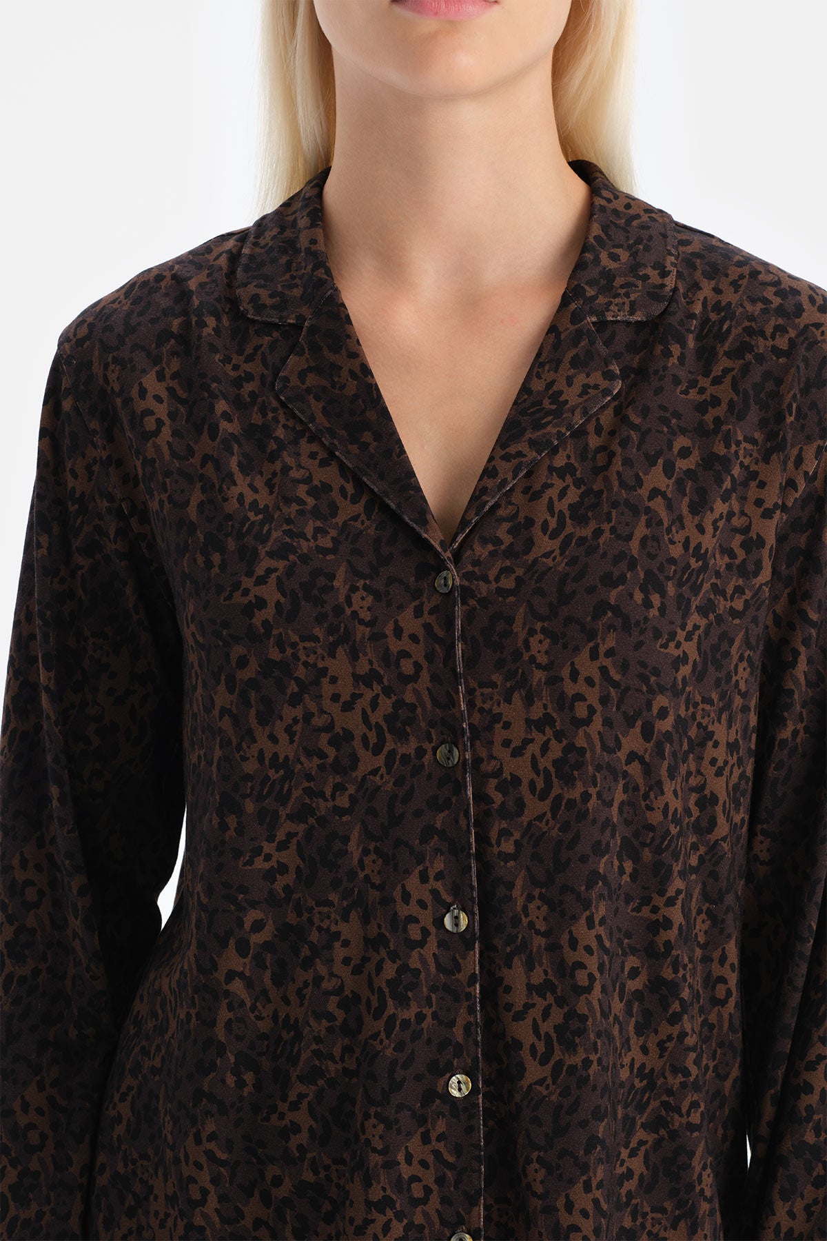 Koyu Kahve Leopar Desenli Gömlek Pantolon Takım