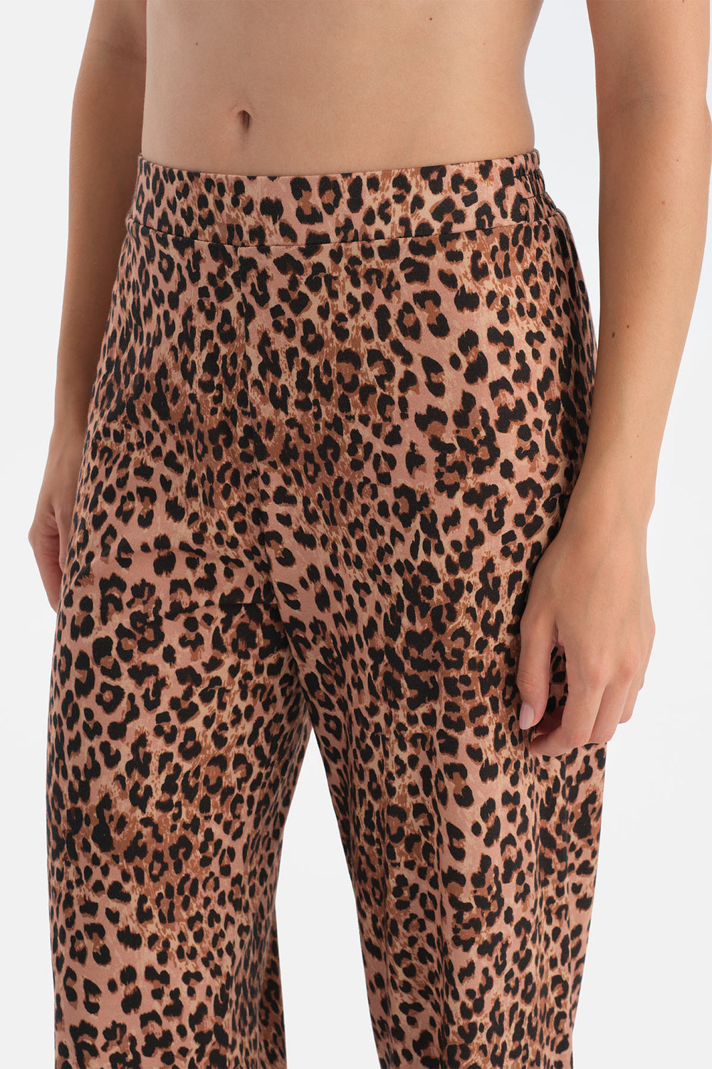Koyu Kahve Leopar Desenli Gömlek Pantolon Takım