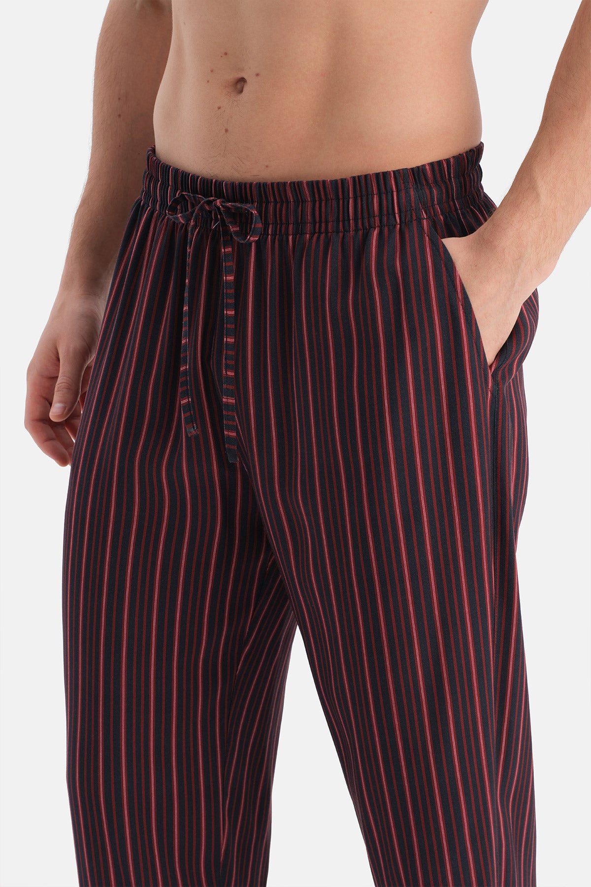 Beyaz Baskı Detaylı Tişört Pantolon Takım