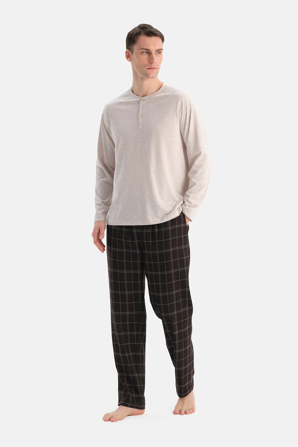 Beyaz Reglan Kollu Patlı Tişört Pantolon Takım
