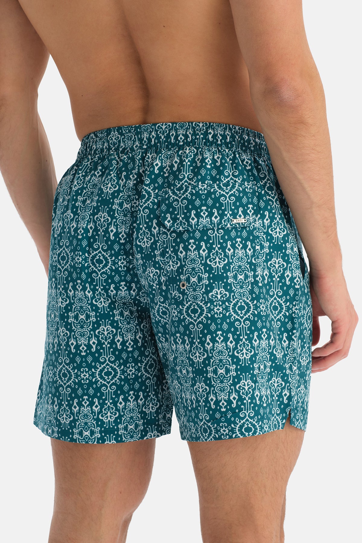 Multicolor Etnik Desenli Orta Şort