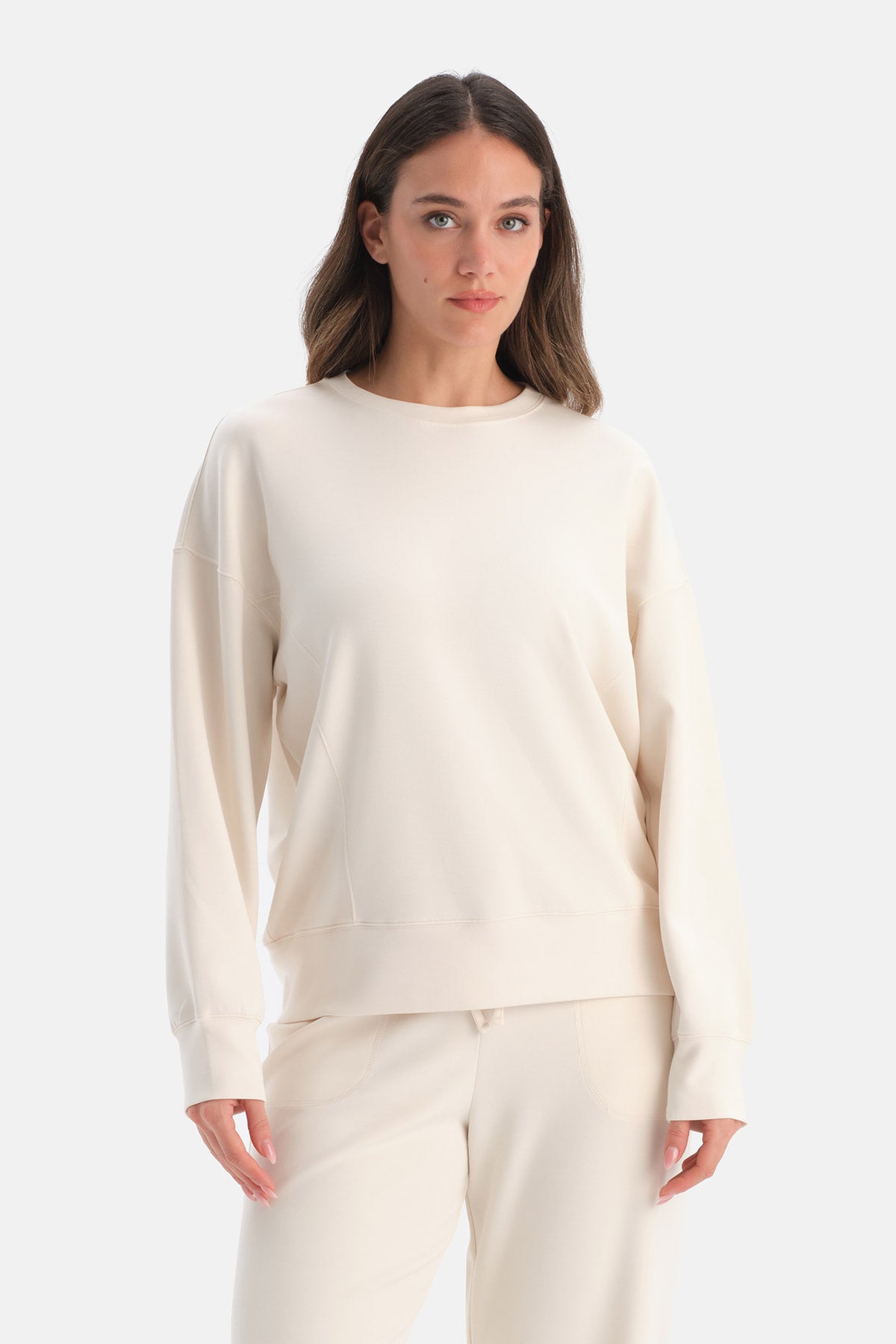 Ekru Dikiş Detaylı Bisiklet Yaka Sweatshirt
